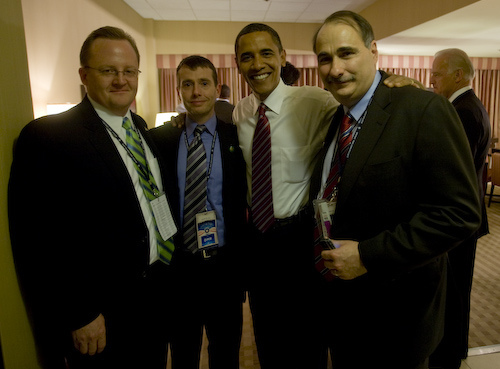 Campaign gang returns to help Obama deal with scandals