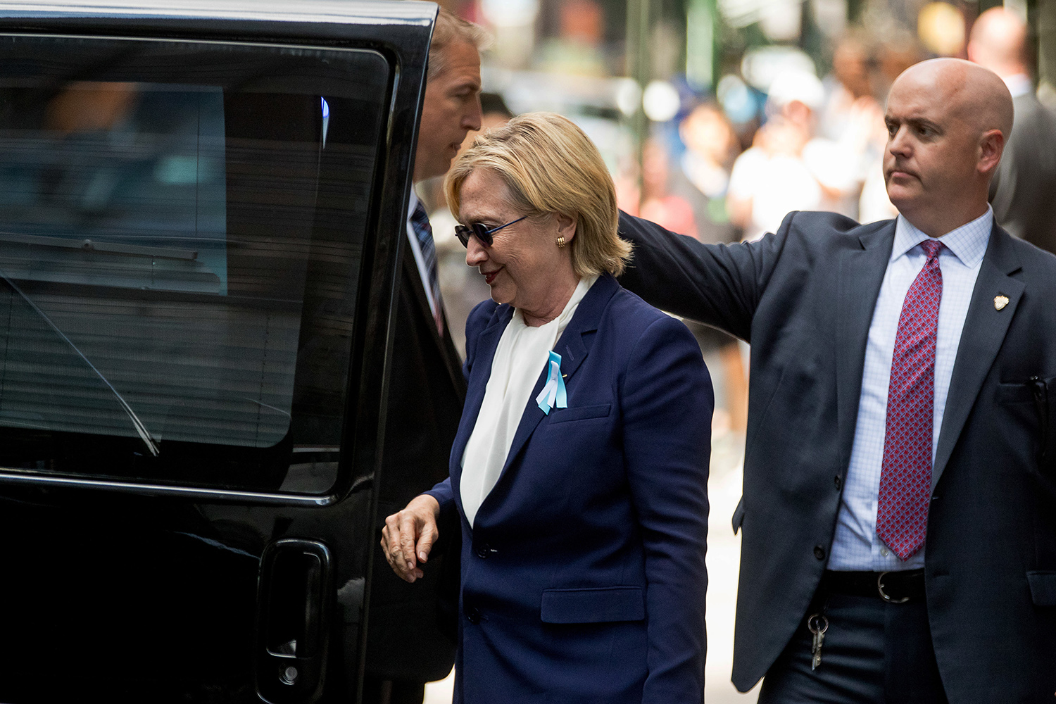 Trump camp: Pneumonia scare shows Clinton still hides truth from press