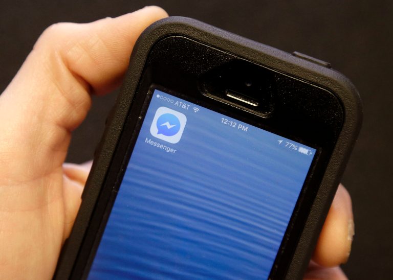 Anyone can now use the Messenger app on a cell phone or the White House's Facebook page to fill out a message to President Obama, just like a user would in messaging a friend. (AP Photo)