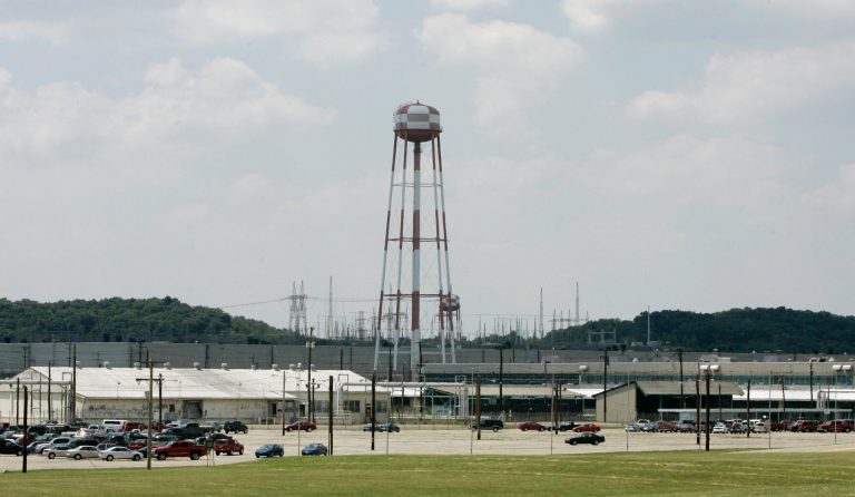   FILE -In this June 6, 2007 photo shows the American Centrifuge Plant in Piketon, Ohio. The U.S. Department of Energy will ensure cost-shared funding in a deal with USEC Inc. for the American Centrifuge Plant in Piketon. The department said Wednesday, June 13, 2012 that the cooperative agreement will move critical research forward while protecting taxpayer dollars. (AP Photo/Al Behrman, File)  