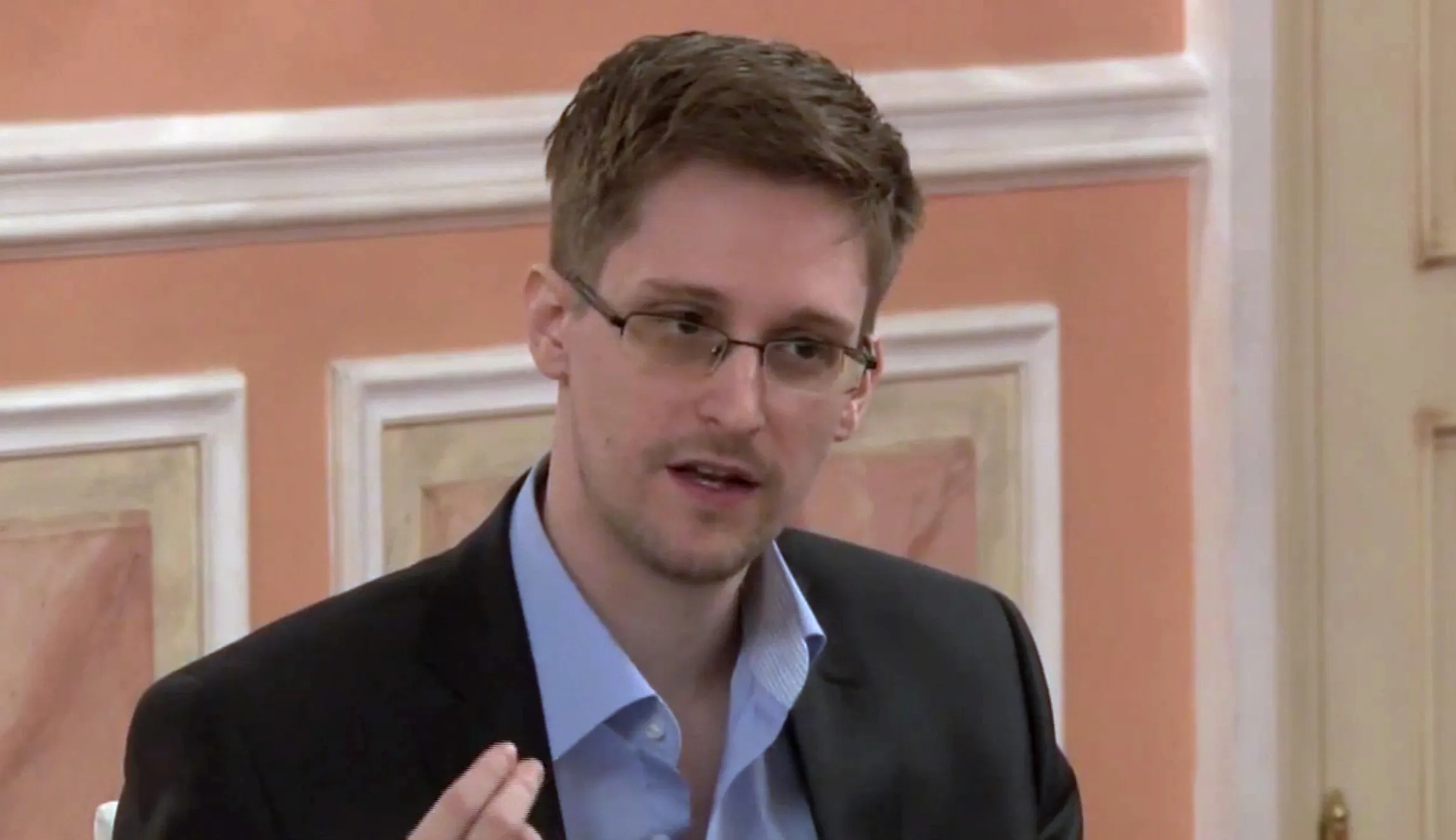 Edward Snowden: I got a security clearance faster than half of Trump White House staffers