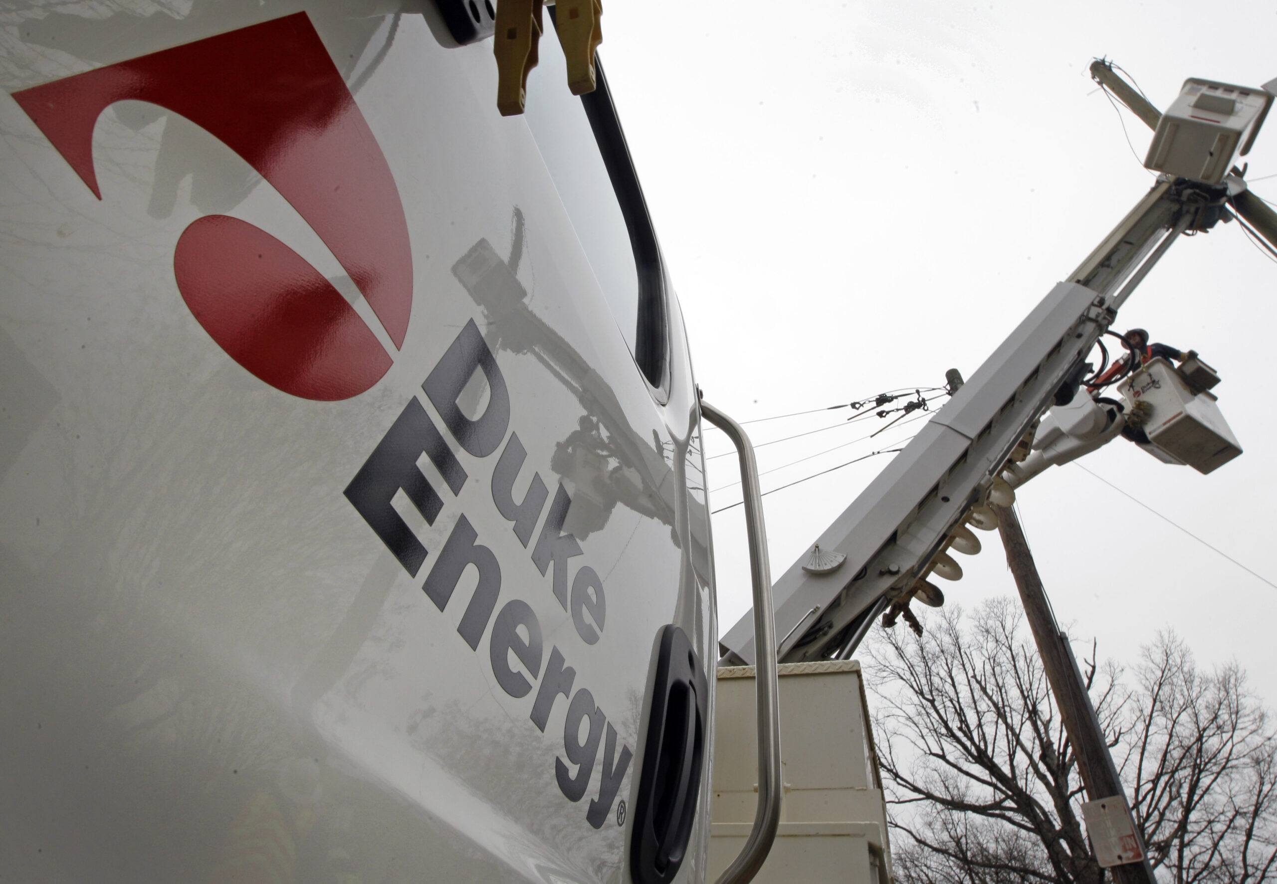 North Carolina Utilities Commission approves Duke Energy rate hike, settlement