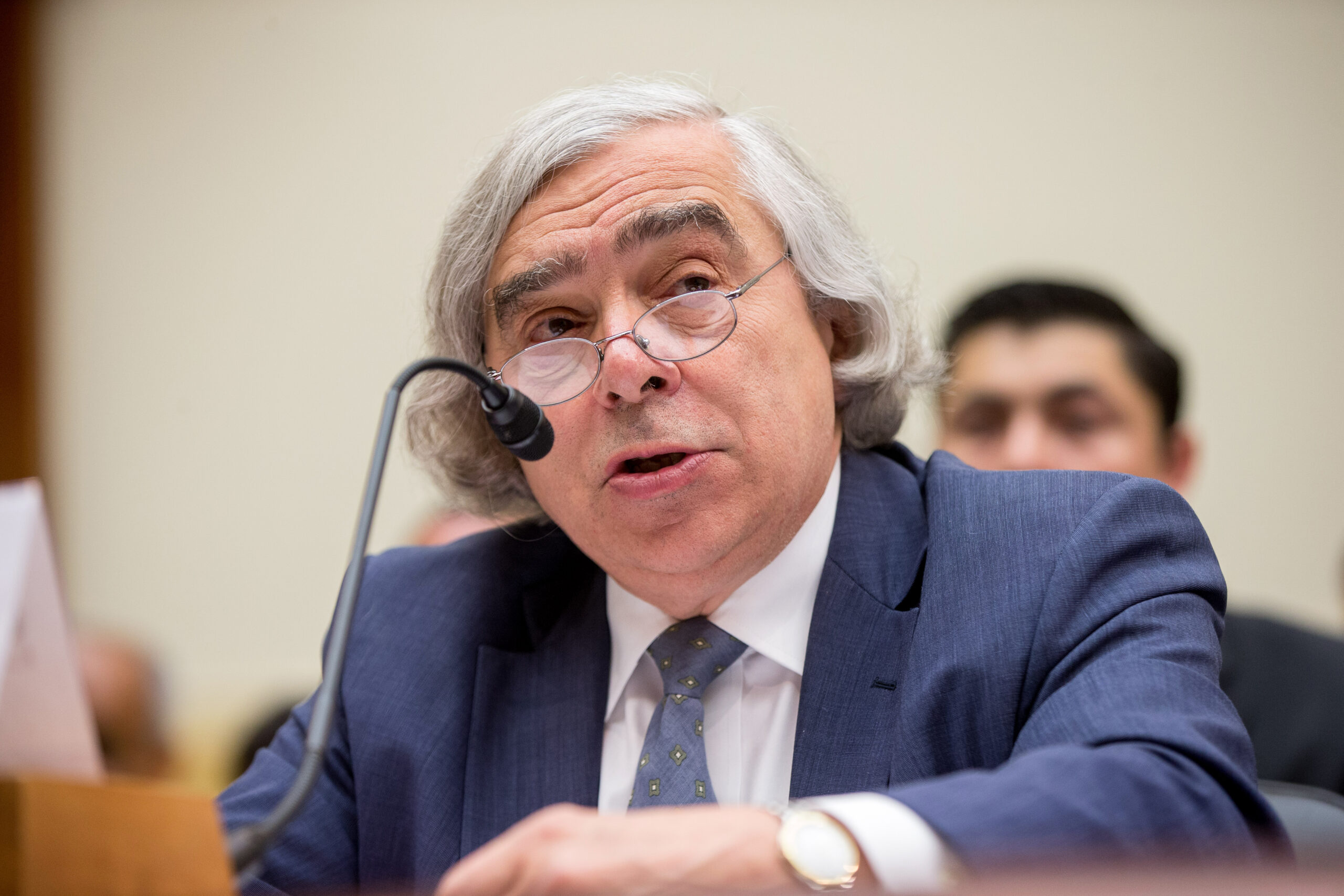 Moniz says cyber attacks threaten natural gas industry
