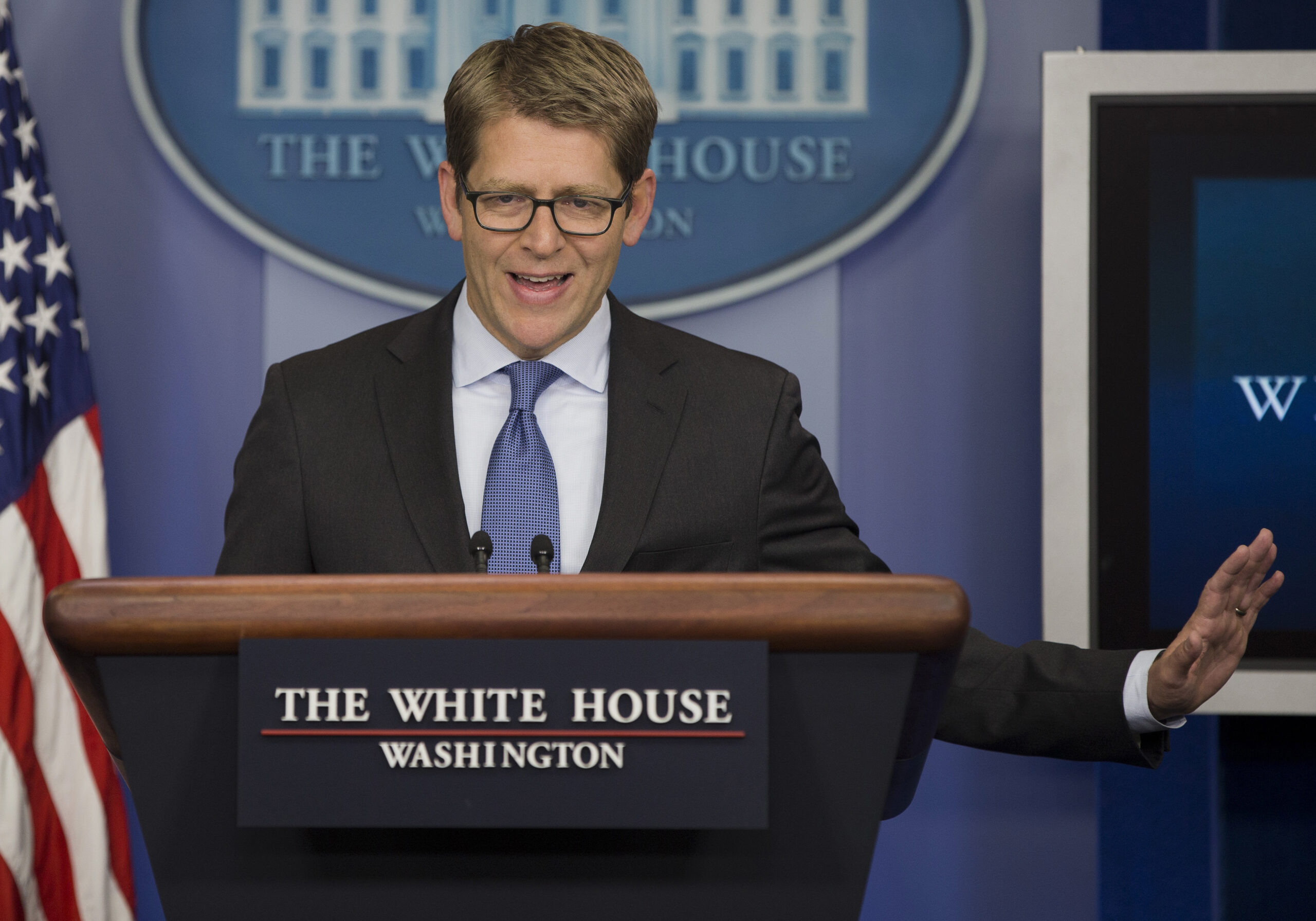 White House warns Senate against Iran sanctions bill