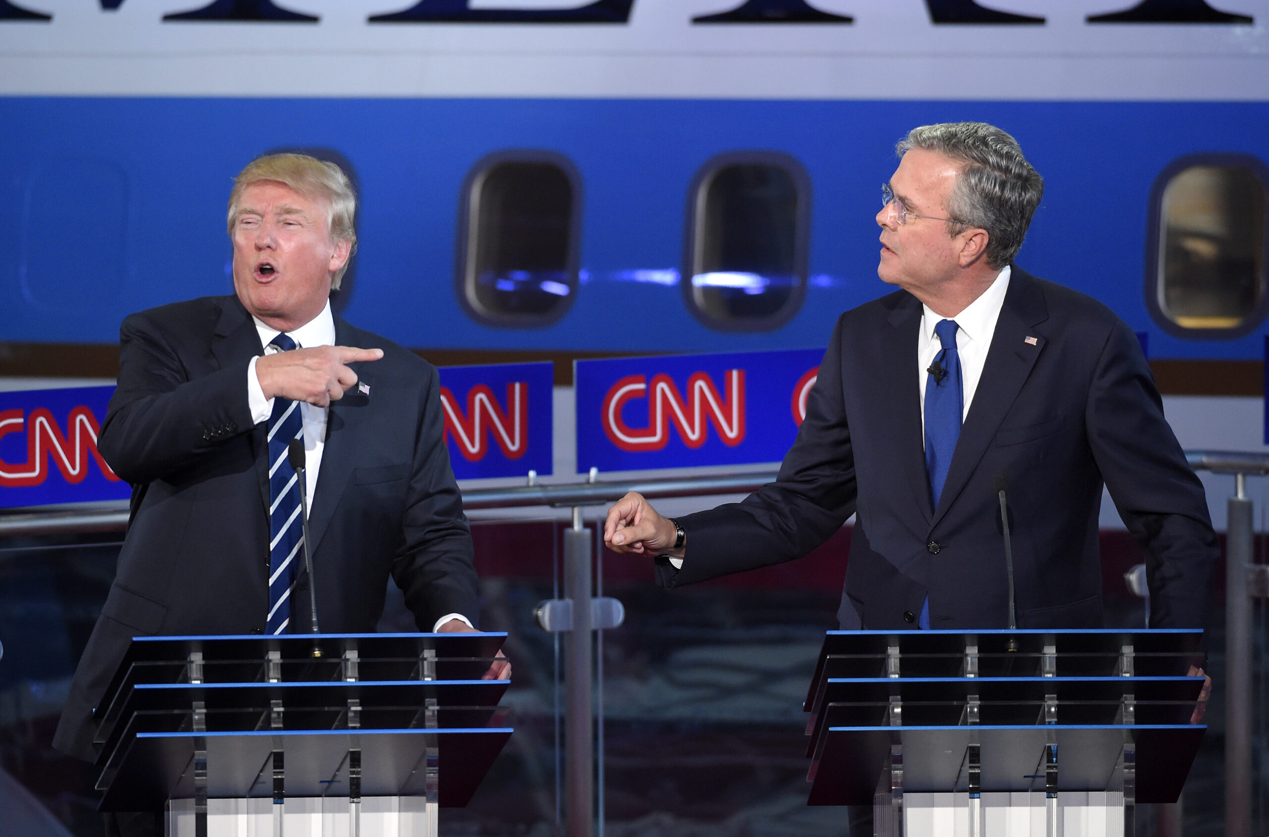 Bush-Trump 9/11 fight shows dilemma of dynastic candidates