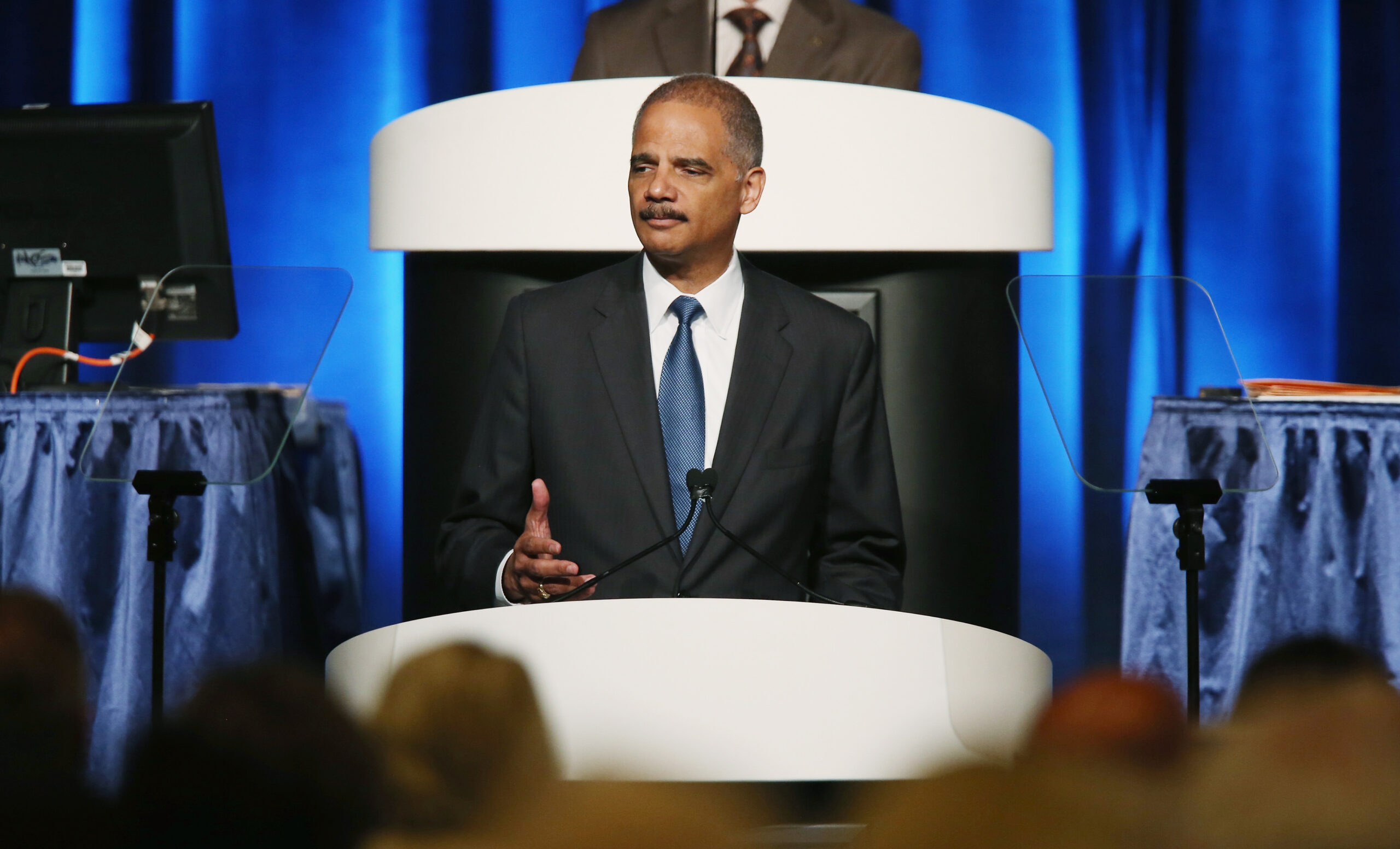 UPDATE: Eric Holder trumpets new limits for drug sentences