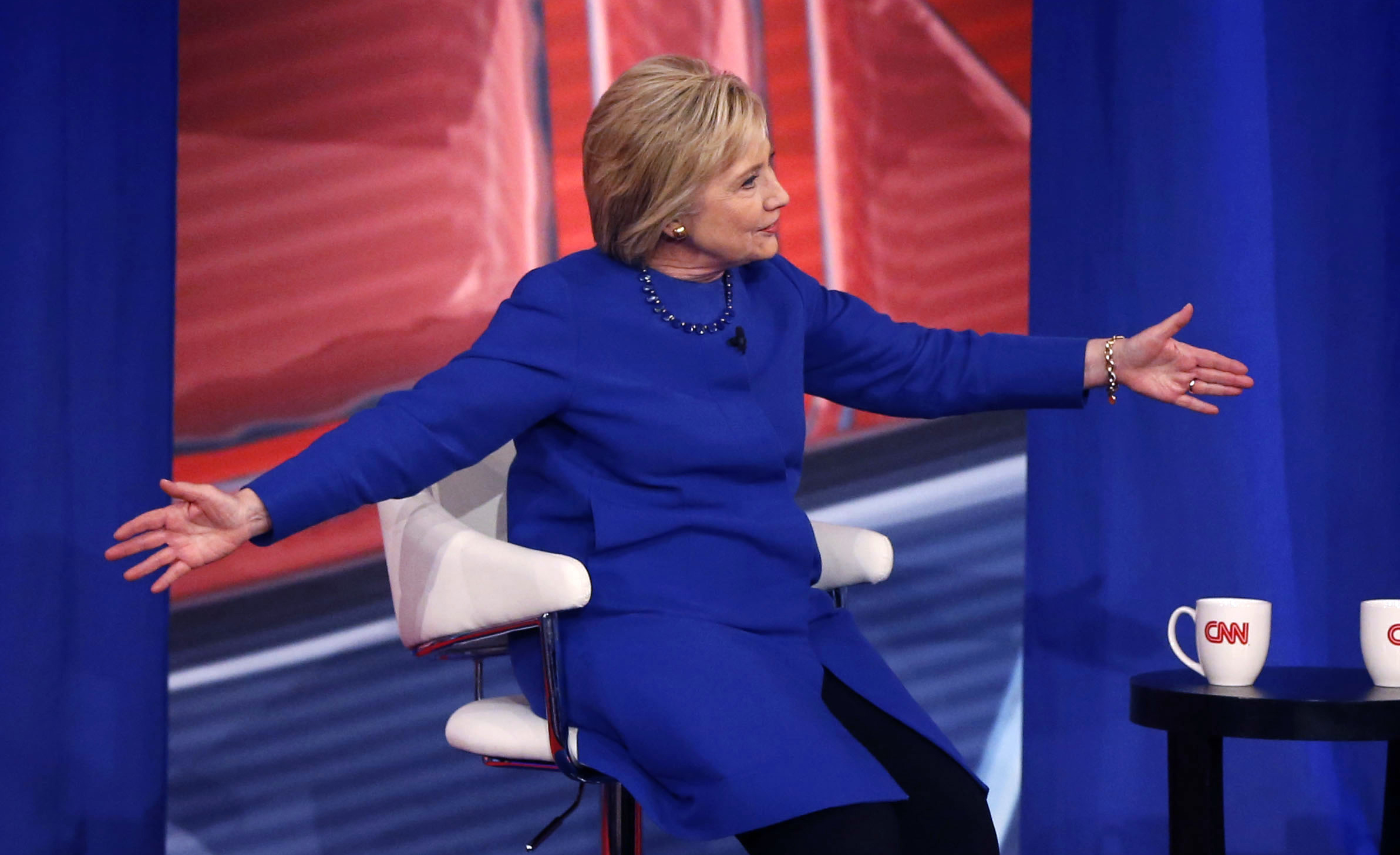 Clinton complains about ‘double standard’ on Wall Street cash