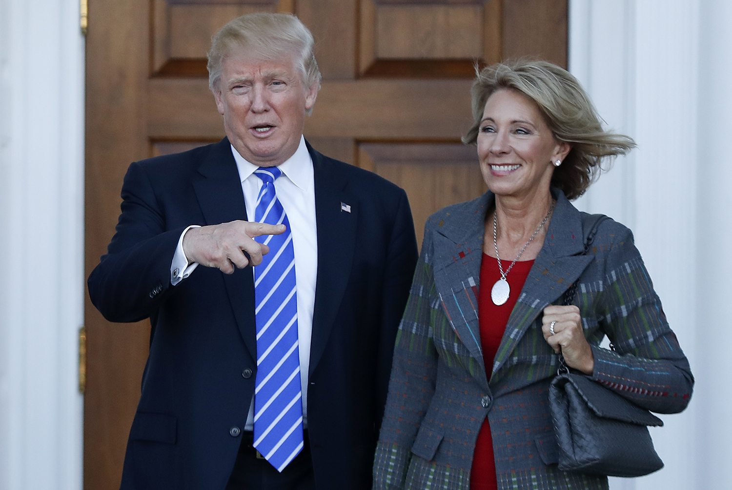 Trump chooses Betsy DeVos as education secretary
