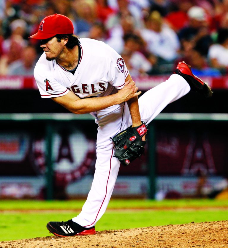 Christine Cotter/APAccording to a report, free agent pitcher Dan Haren and the Washington Nationals are close to completing a one-year deal for $13 million.