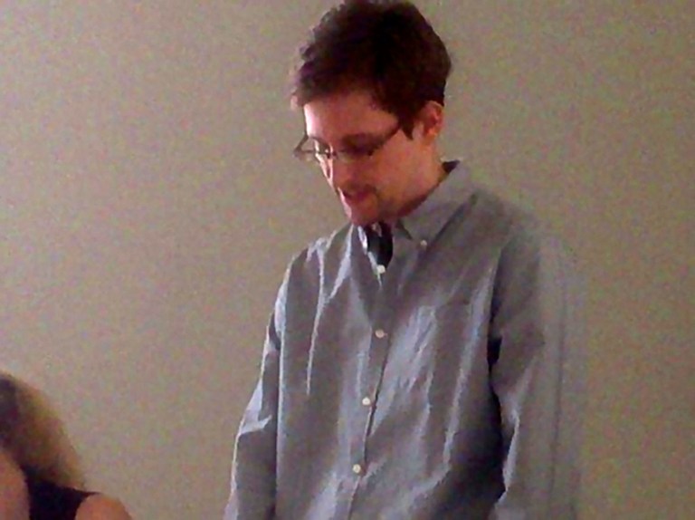  Edward Snowden AP(Tatyana Lokshina/Human Rights Watch)