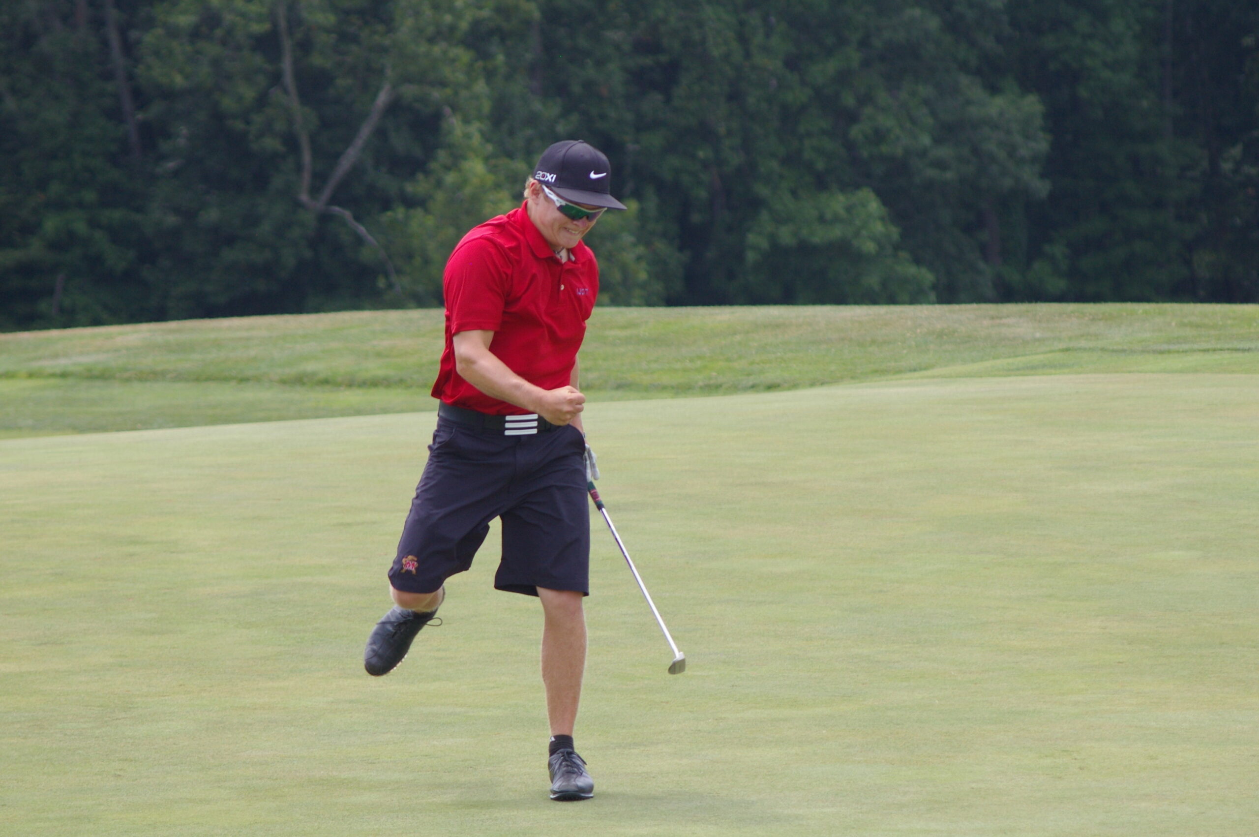 In Maryland Open, Bosdosh makes like Tiger
