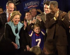 Drudge ties Clinton to Cosby news