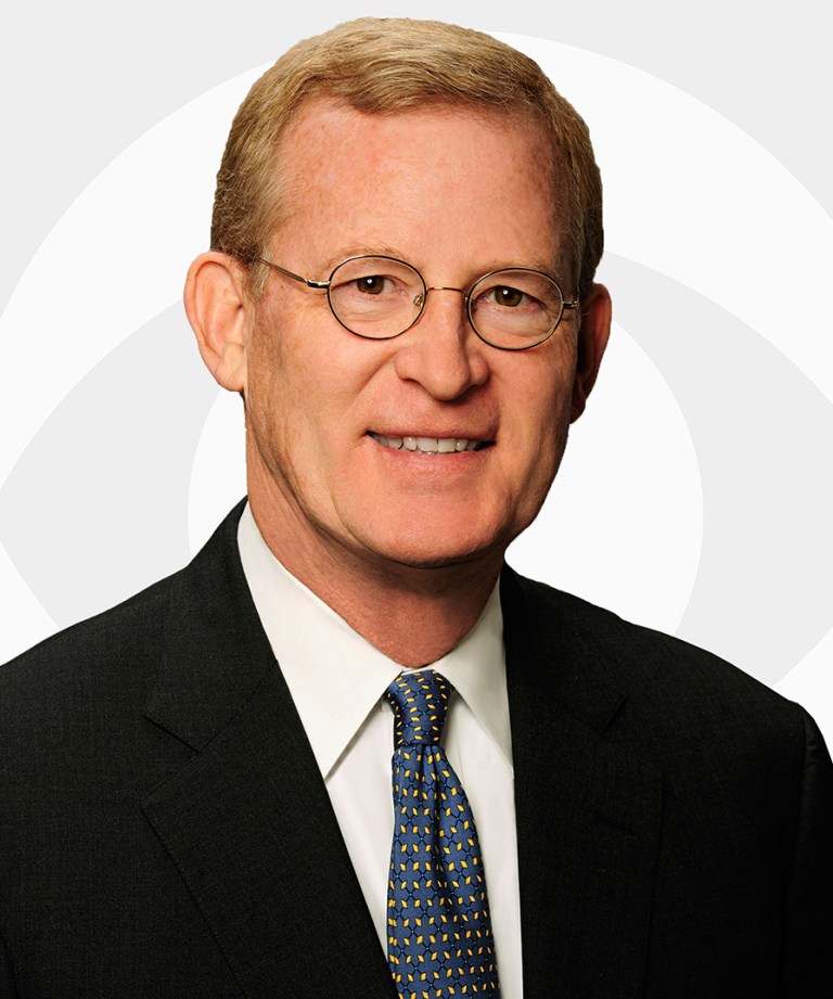 In this undated studio photo provided by WCBS-TV, veteran CBS New York reporter John Slattery is shown. Slattery, who won four Emmy Awards and reported from places like Saudi Arabia, Ireland and the Vatican, has died unexpectedly overnight, the network announced on Thursday, Sept. 25, 2014. Slattery was 63 years old. (AP Photo/WCBS-TV)