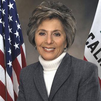 Boxer Clings to Narrow Lead in New Poll