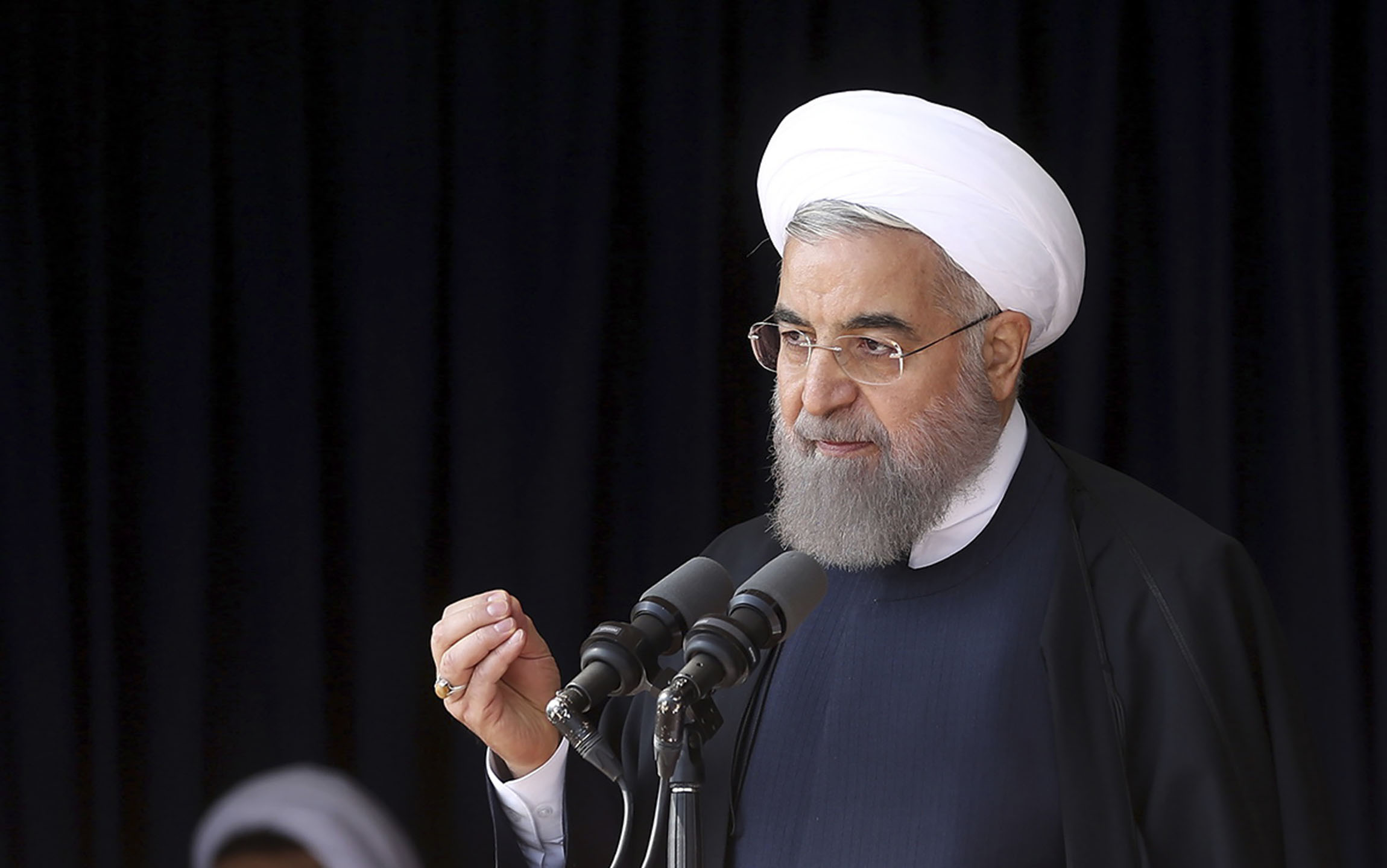 Iranian president doesn’t approve of Trump, Clinton ‘mocking each other’
