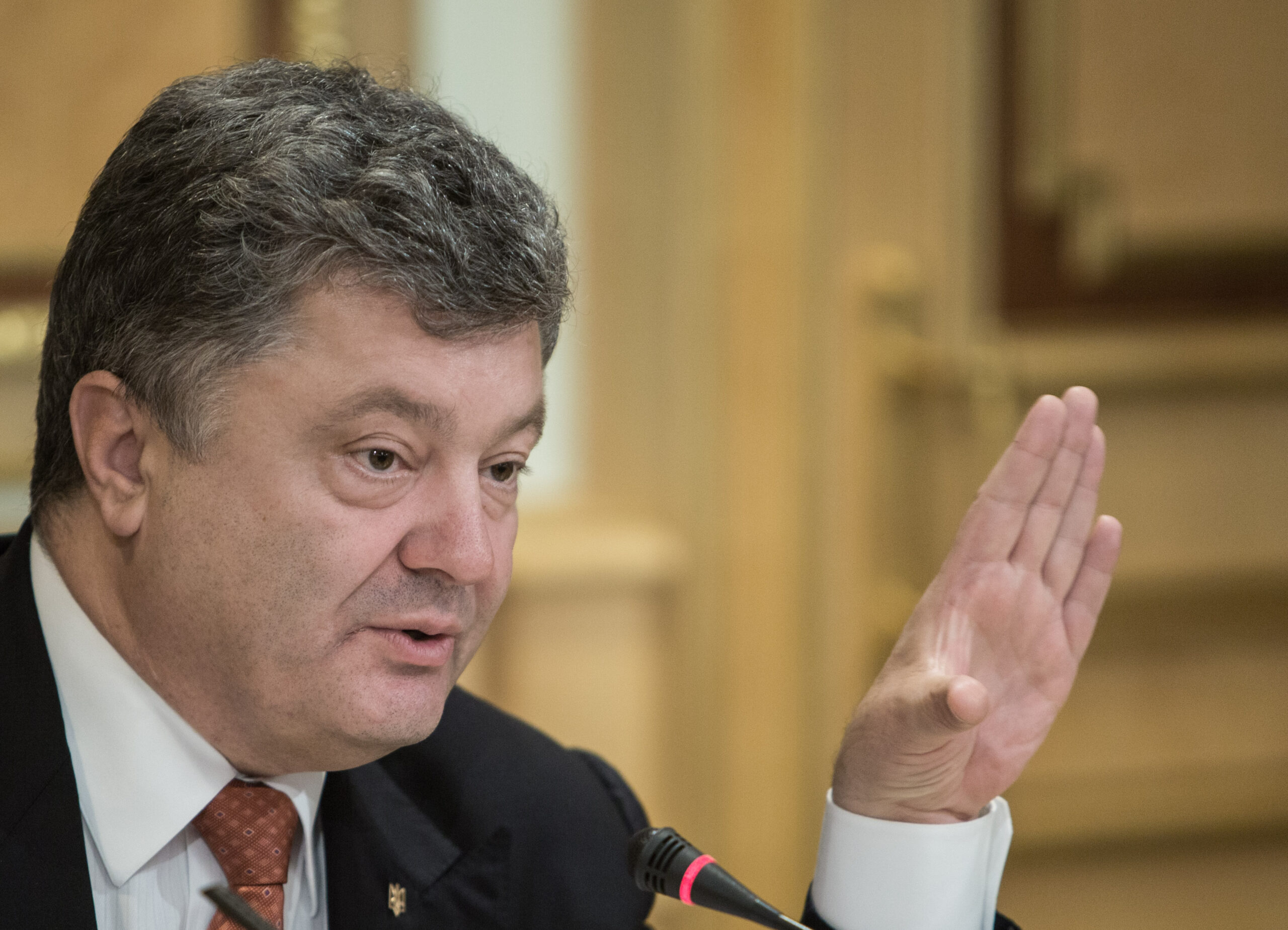 Ukrainian president warns Russia violence could spread