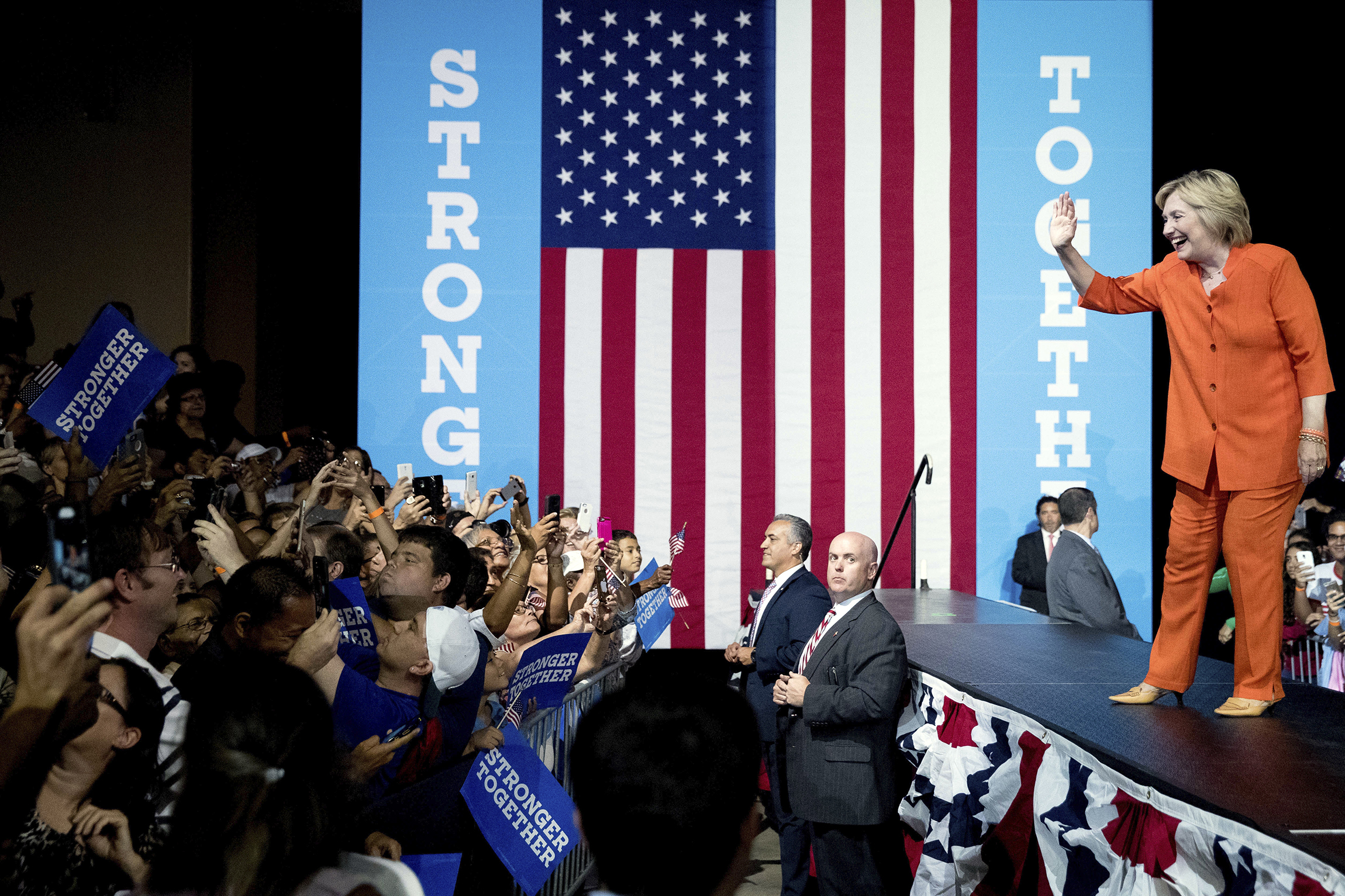 Clinton aims to clean up with Florida’s Puerto Ricans