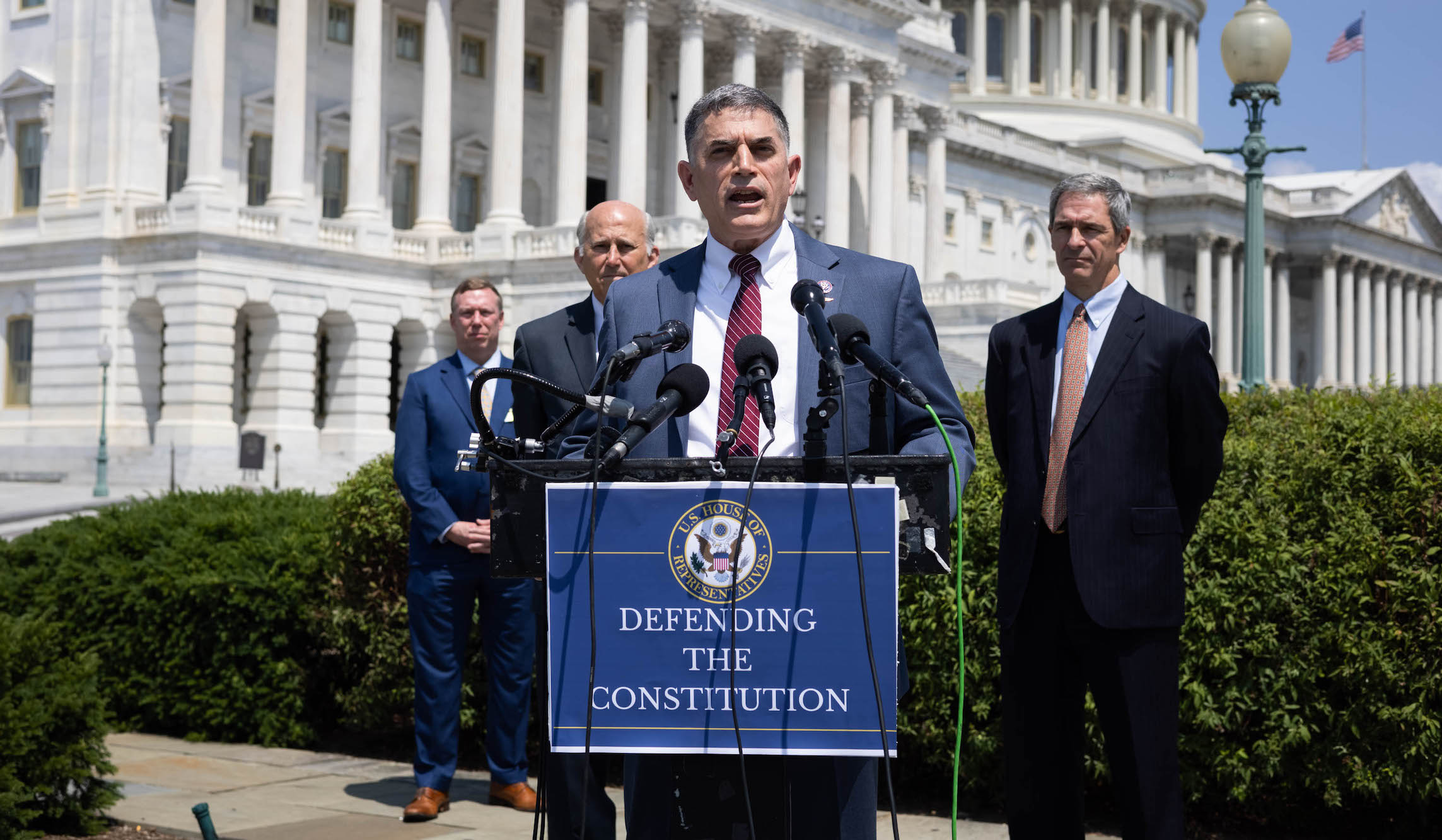 House Republicans file lawsuit over metal detector fines