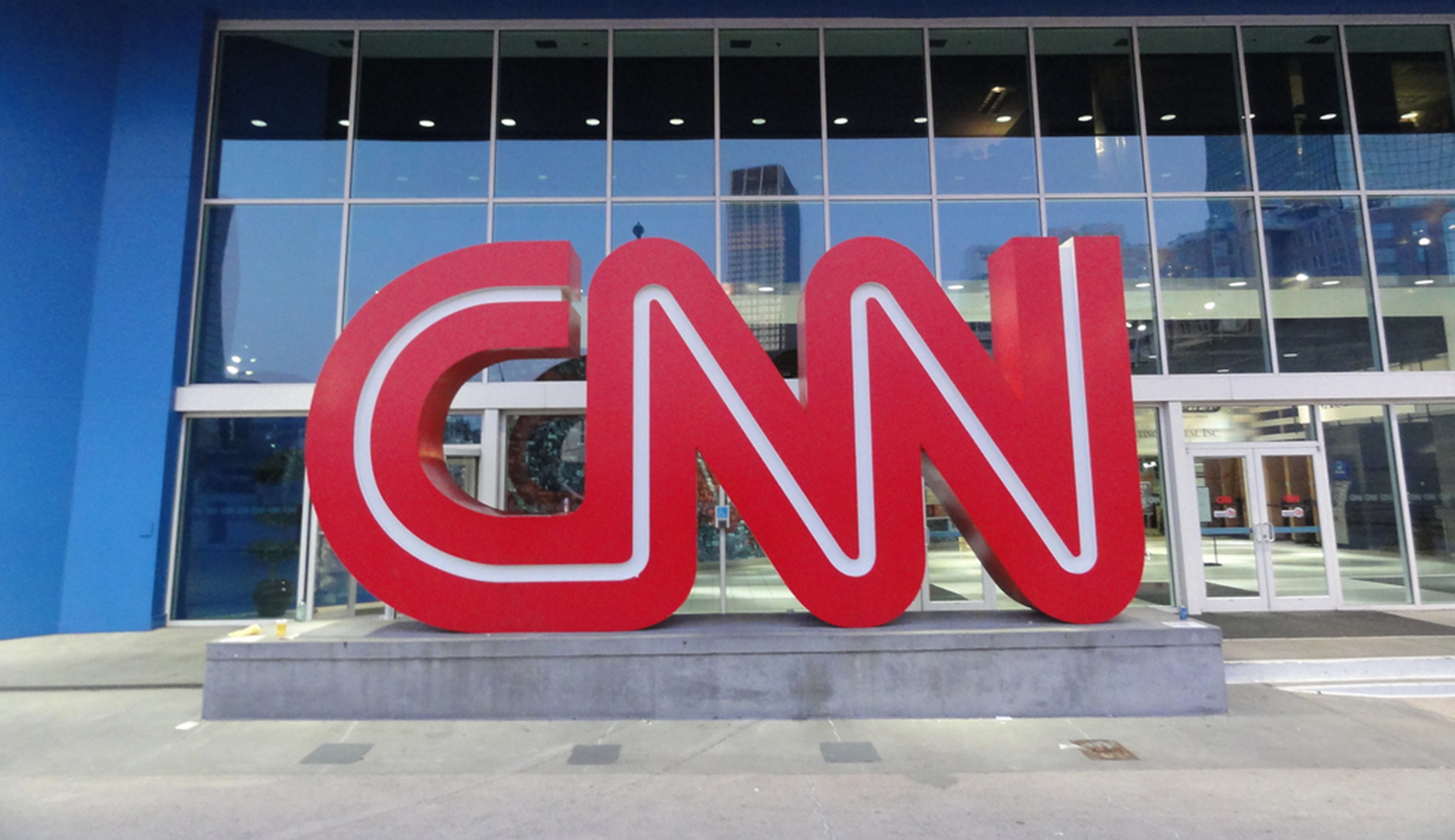 NYPD declares all-clear after bomb threat called in about CNN building