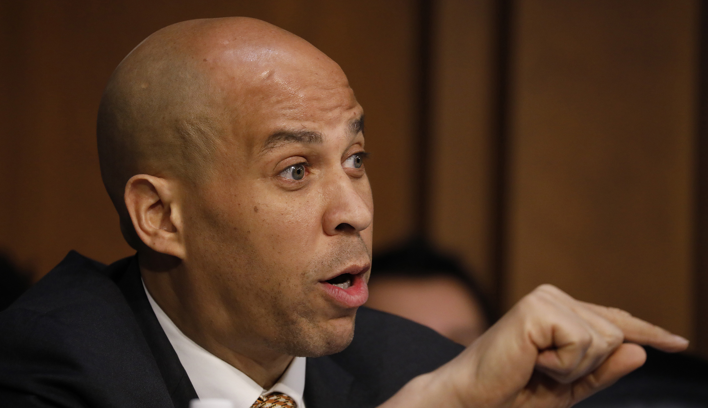 Cory Booker said he ‘knowingly’ violated Senate rules by releasing Brett Kavanaugh email — but he did not
