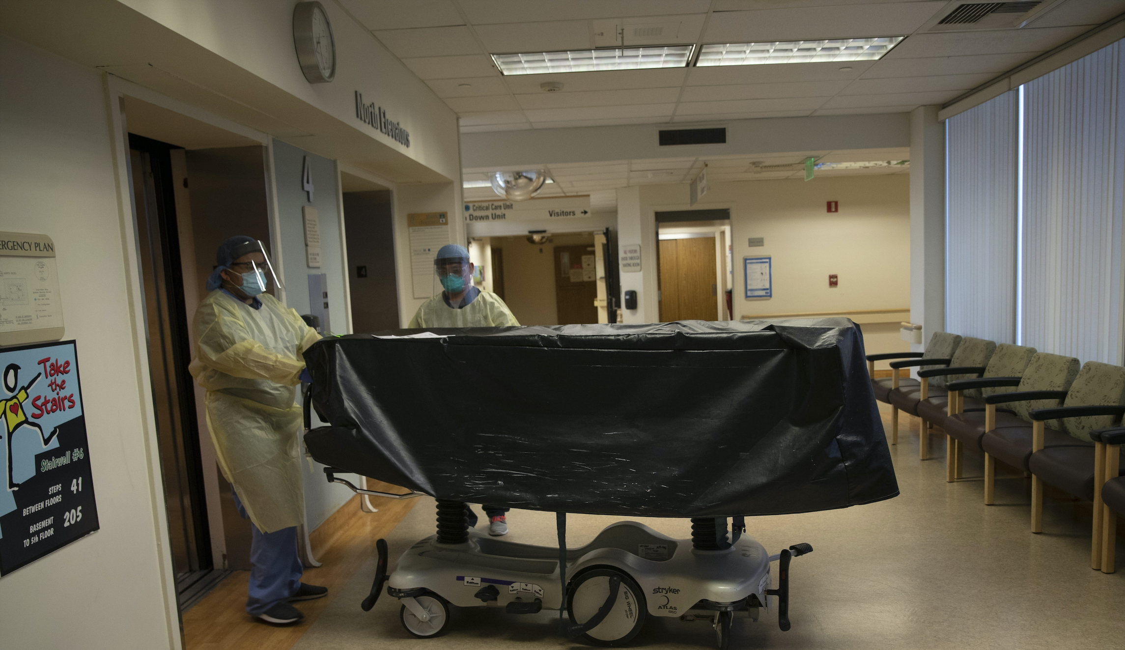 Coronavirus death toll reaches 200,000 in US