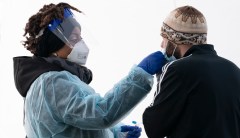 Doctors keep an eye on omicron subvariant as it rears its head in NYC