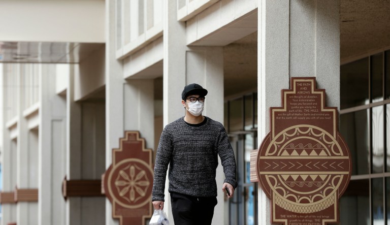 ‘An untenable situation’: UNC scraps in-person classes after seeing clusters of COVID-19