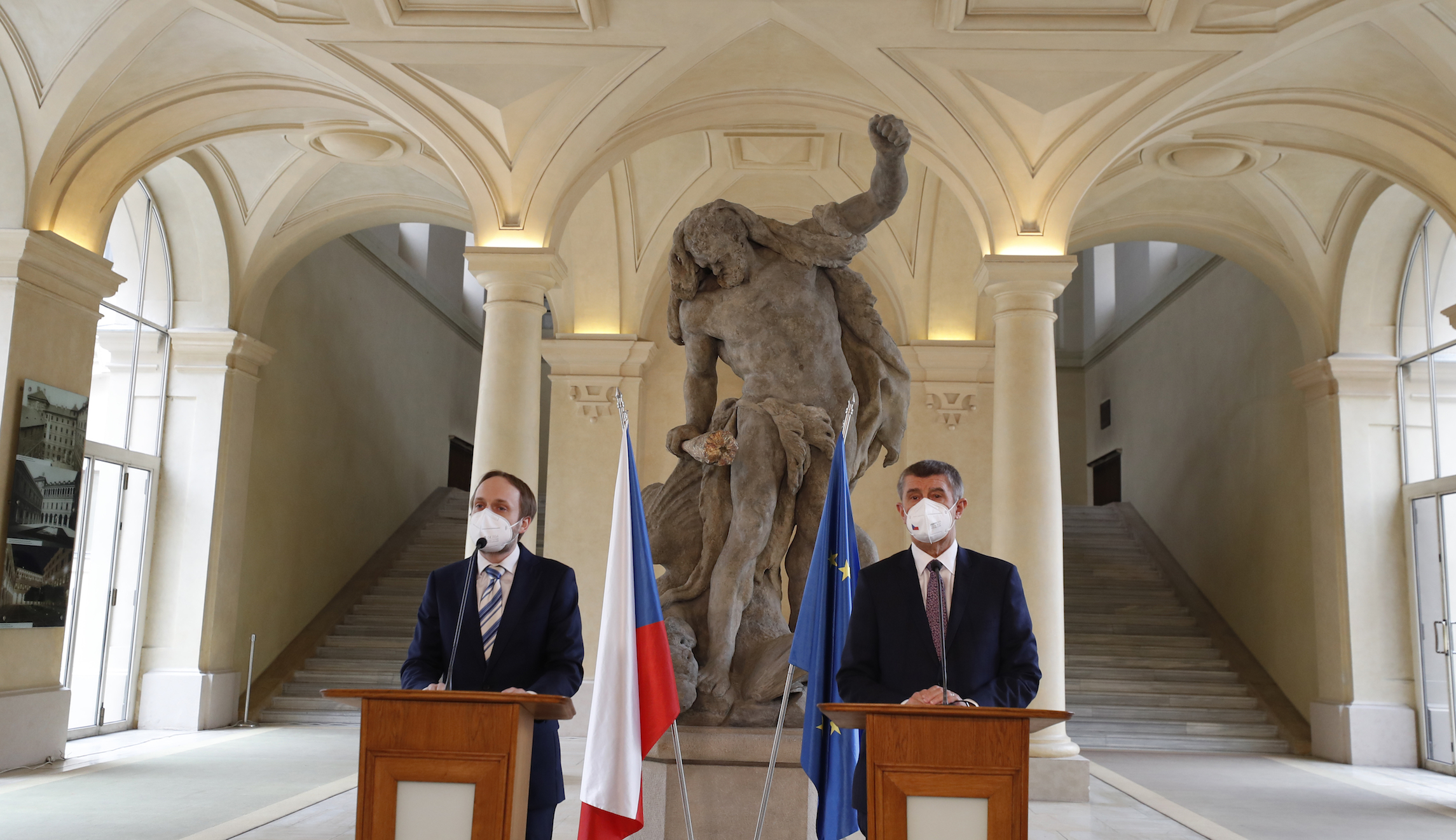 Czech officials crack down on Russian spy headquarters