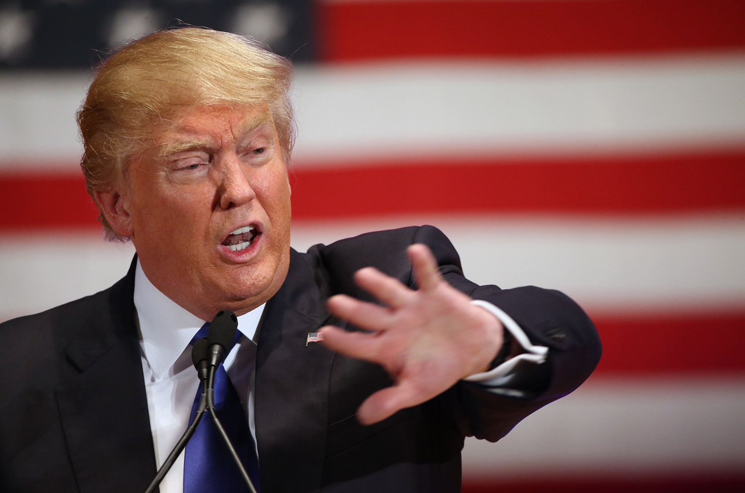 ​Trump fires back: ‘Crooked Hillary no longer has credibility’