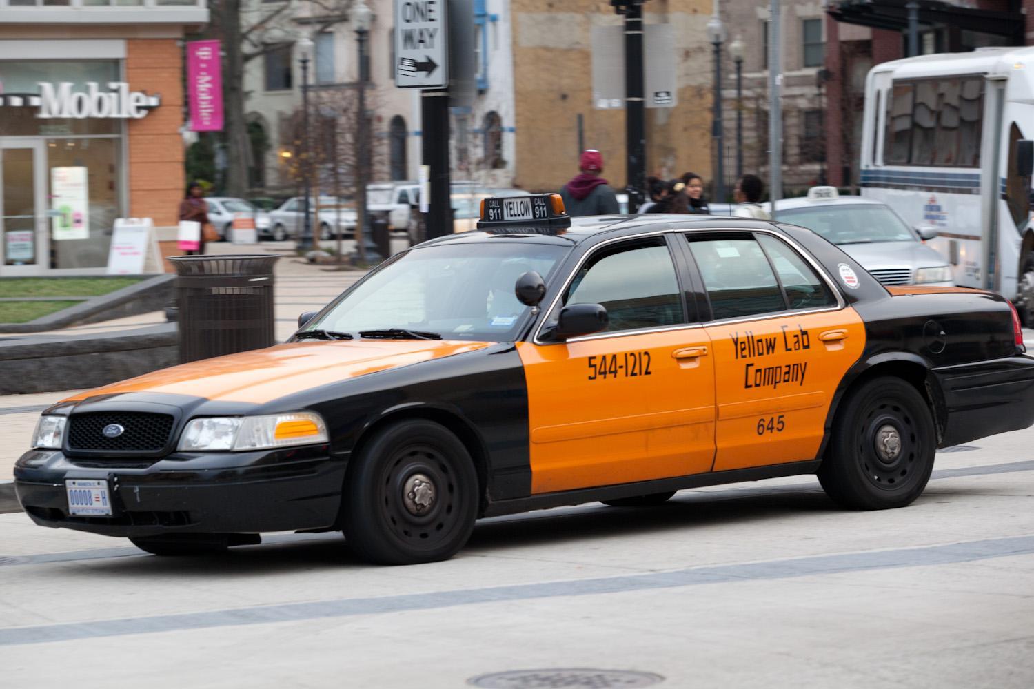 D.C. taxi rates, fees would rise under plan