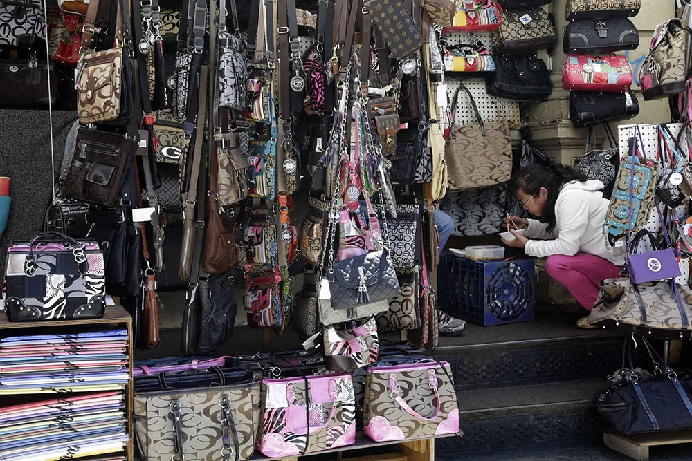$1.35B of counterfeit goods seized in 2015