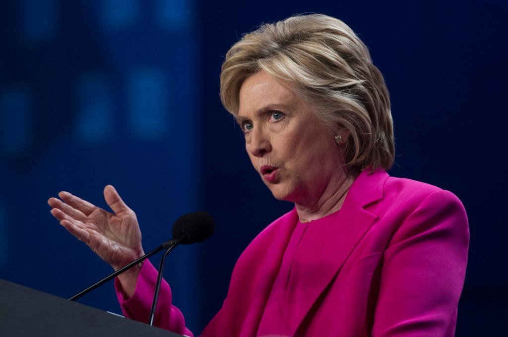FBI rebuke could haunt Clinton