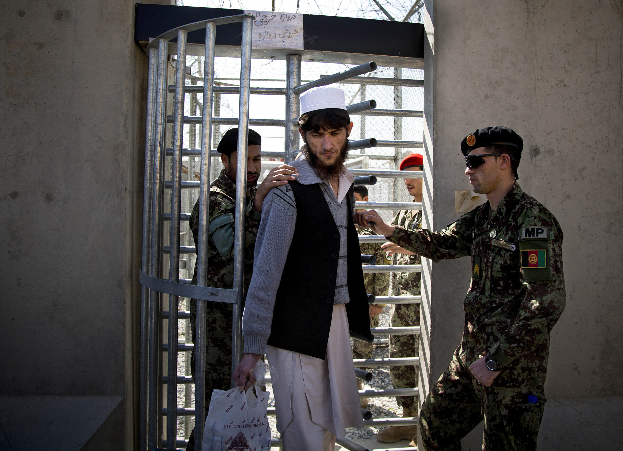 U.S. military condemns Karzai’s release of 65 ‘dangerous’ detainees