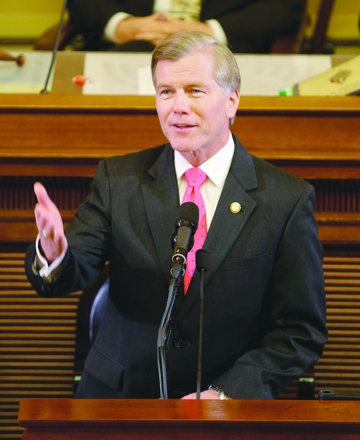 Bob McDonnell presses lawmakers on education, transportation