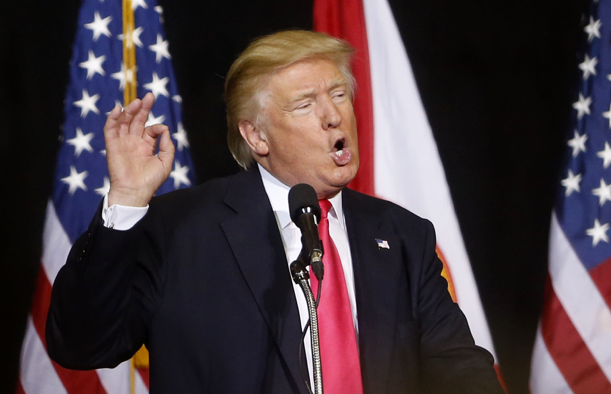 Donald Trump declares war on his own party