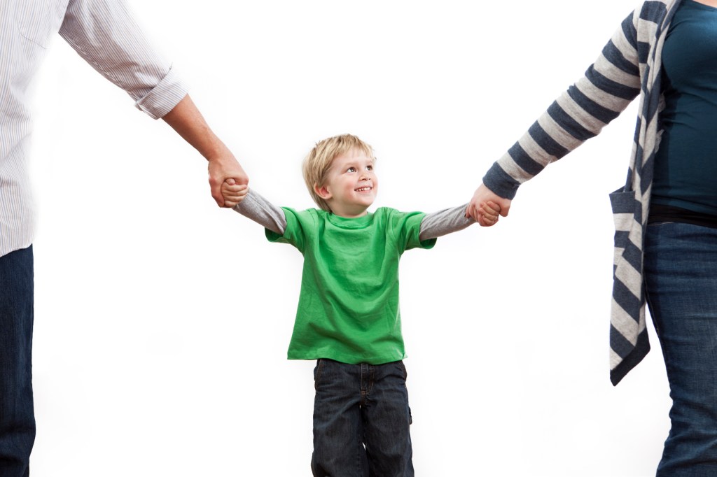 Missouri looks to equalize child custody laws