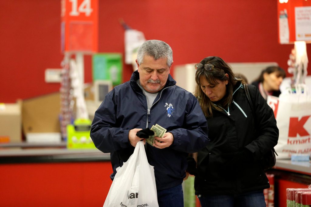 US consumer spending up 0.3 percent in October