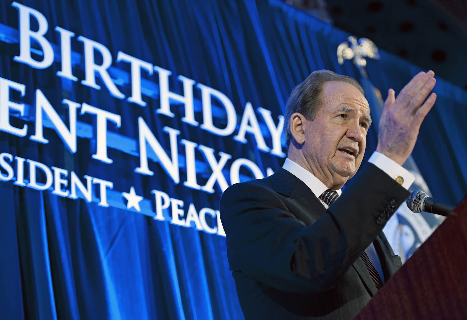 Buchanan: Putin might deserve a Pulitzer over DNC hack