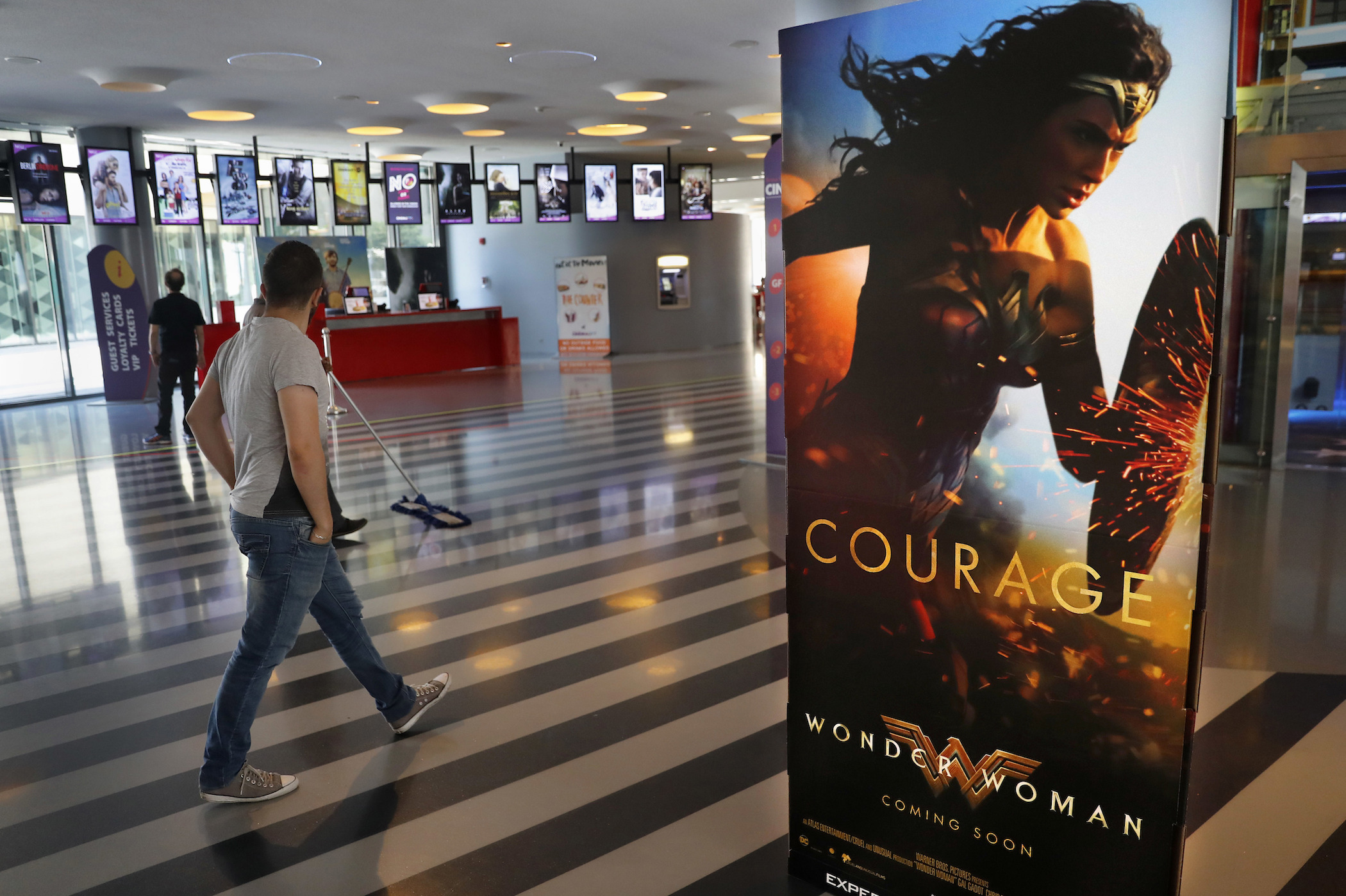 Lebanon bans ‘Wonder Woman’ over Israeli actress Gal Gadot