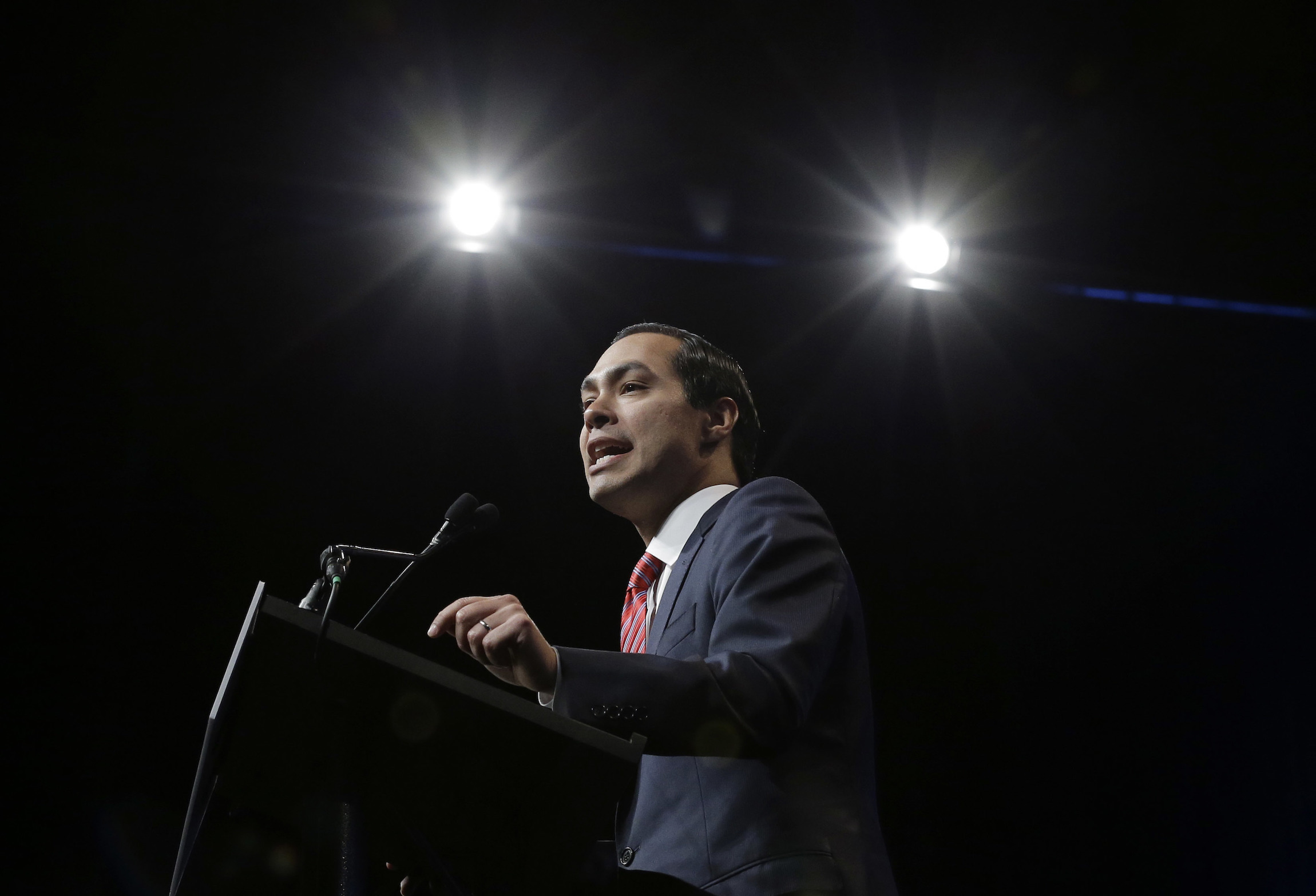 Julian Castro: Media exaggerating Dem division to create ‘false equivalency’ with GOP