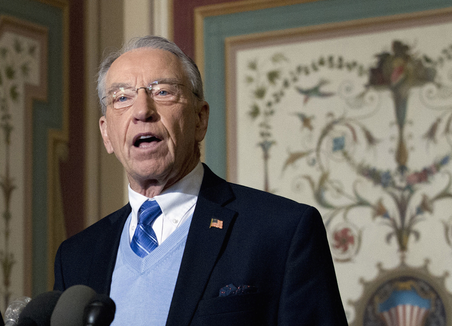 Byron York: Top Republican demands FBI answers about Trump dossier