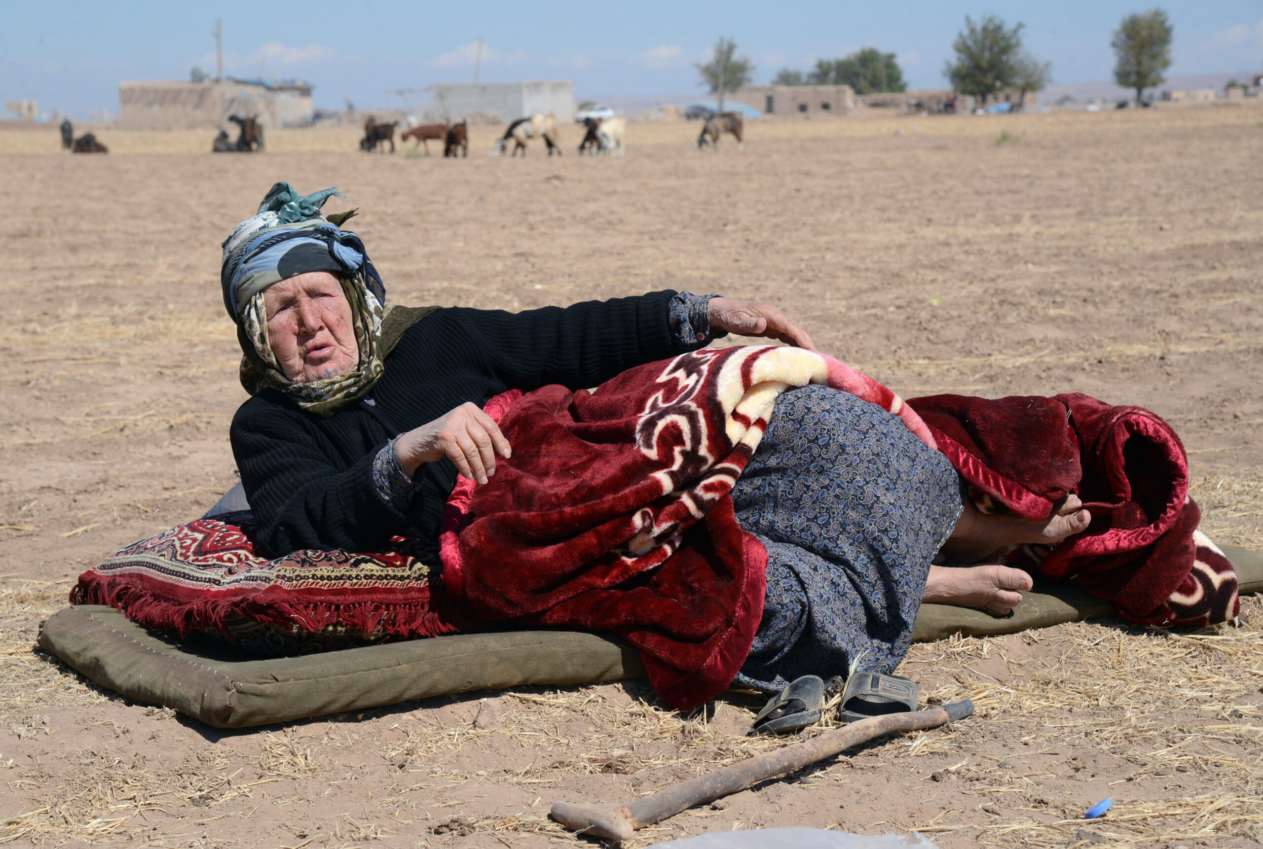 AP PHOTOS: Refugees stream into Turkey from Syria