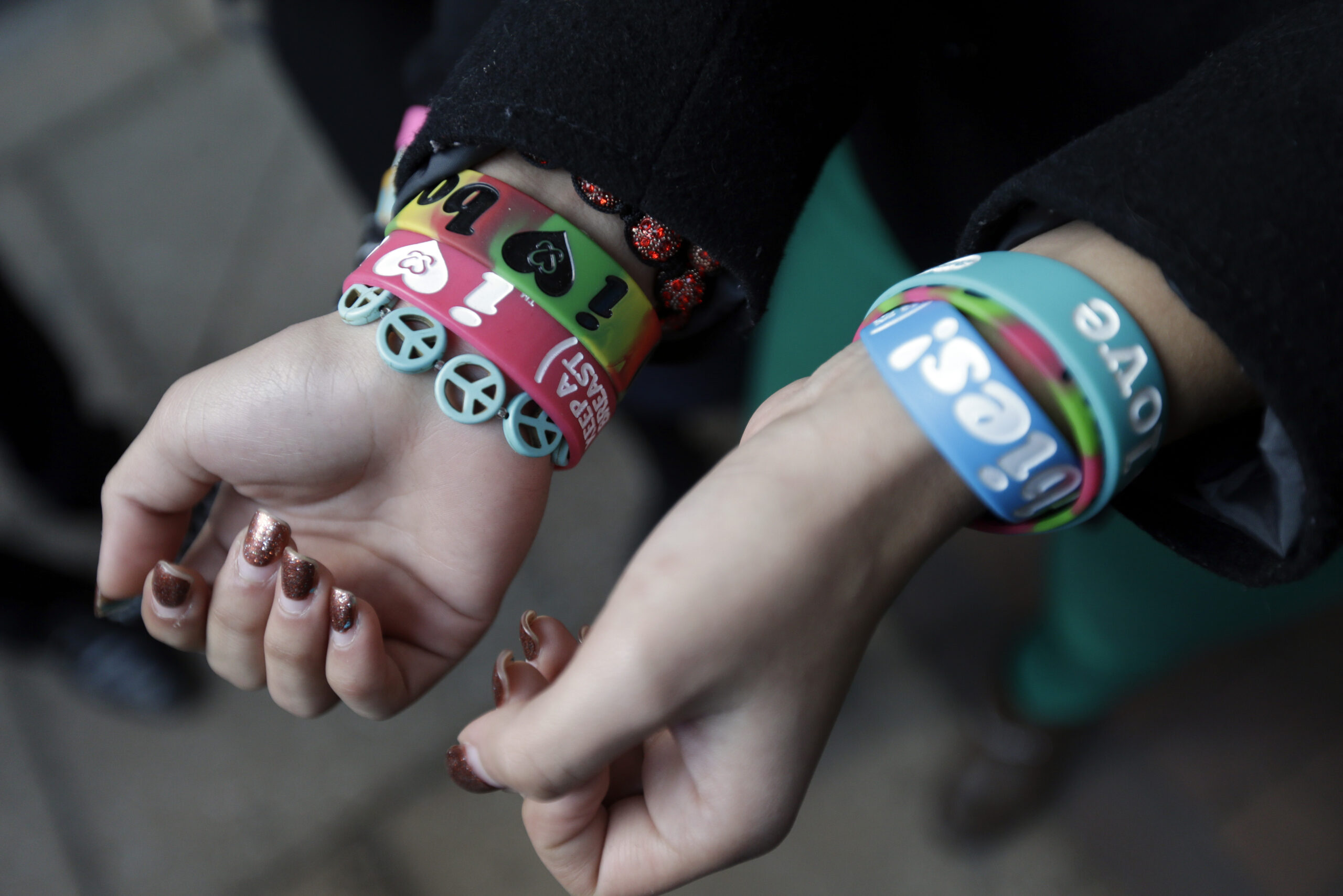 School’s breast cancer bracelet fight could go to Supreme Court