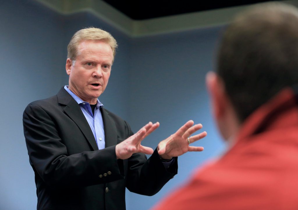 Webb criticizes White House on Iran deal