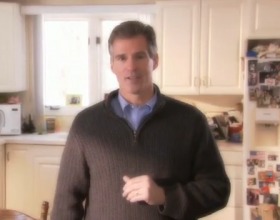 Ad Wars: Coakley Goes Negative, Brown Appeals to Indys