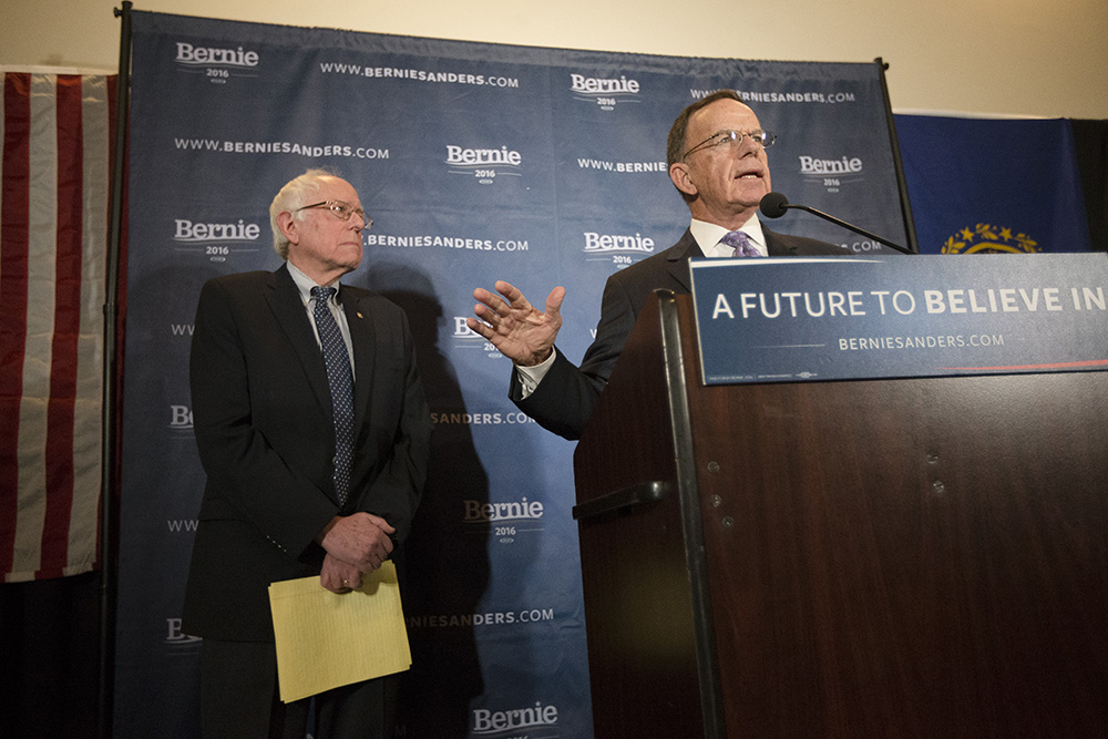 Former DNC chair endorses Sanders