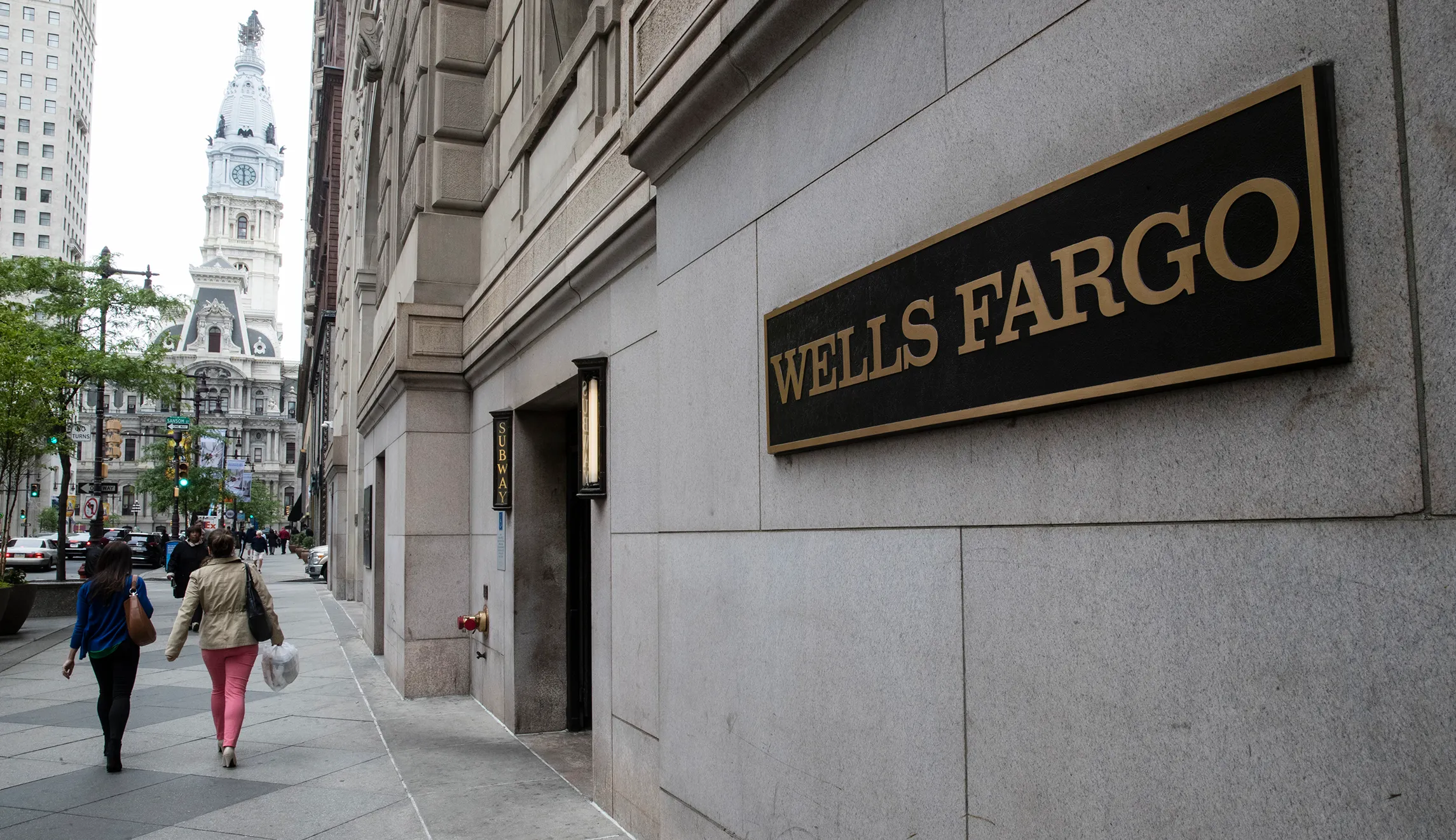 Democrats call for hearings on Wells Fargo fake accounts, auto insurance scandals