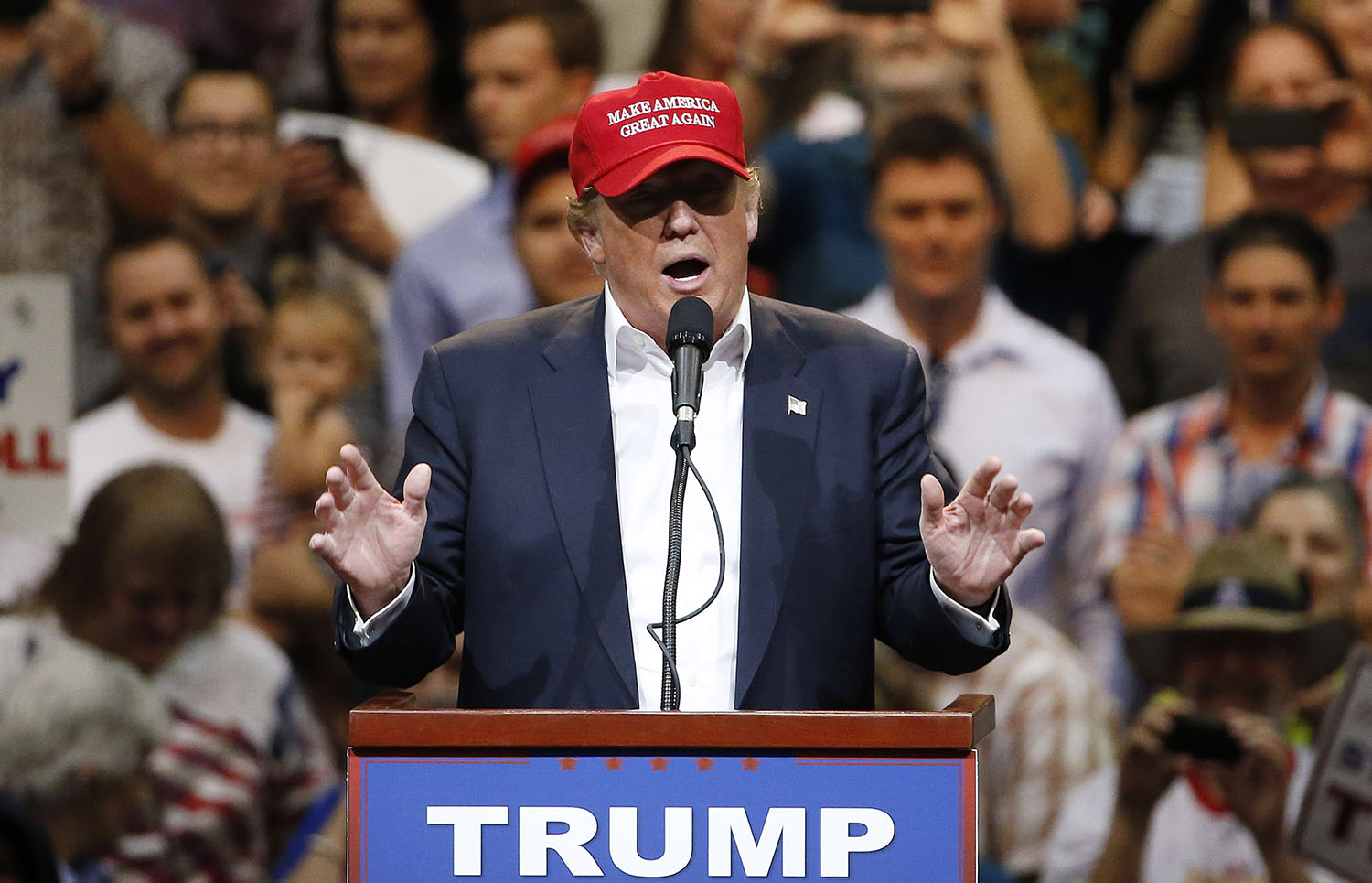 Trump becomes unlikely Democratic fundraiser