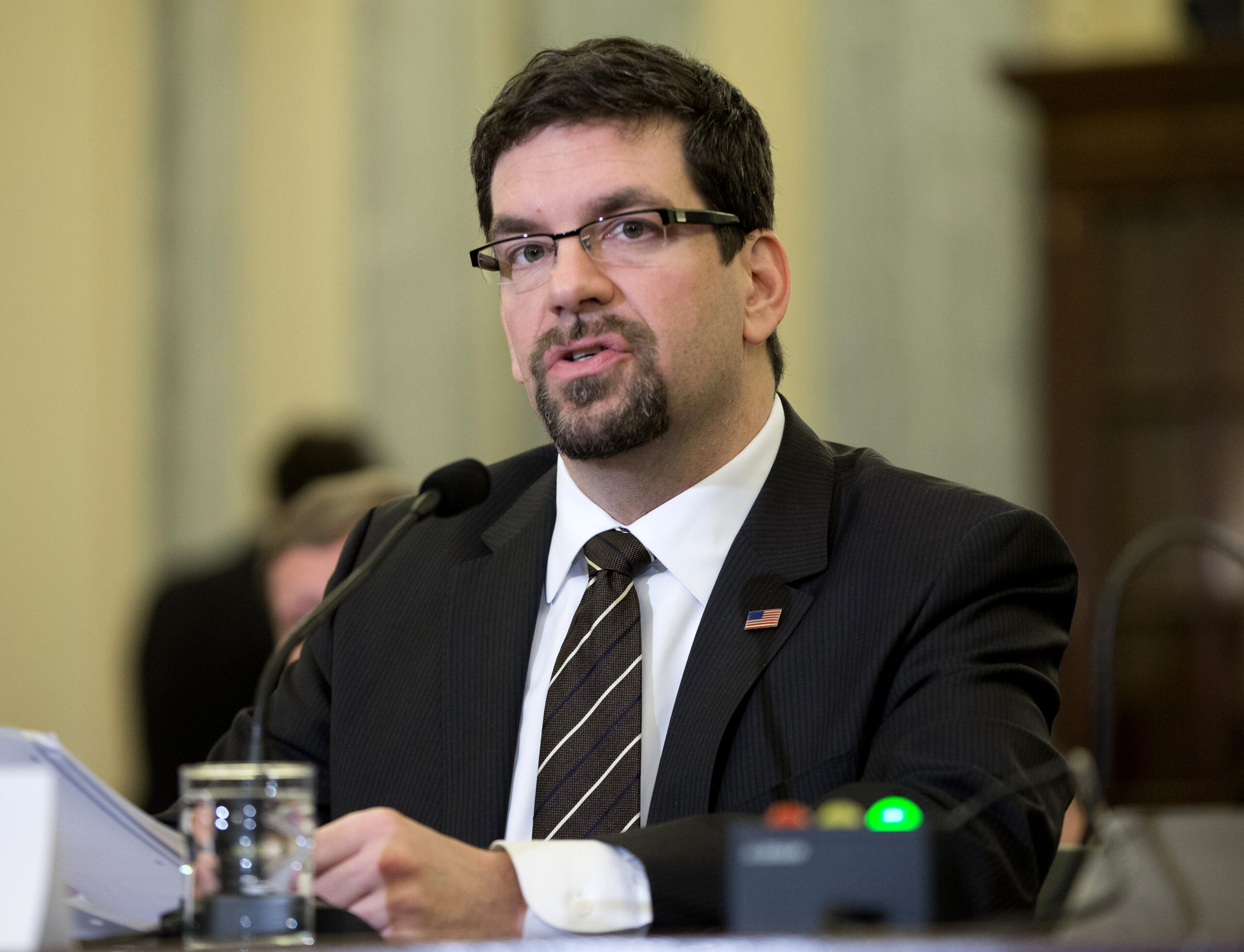 US agency moves slowly on investigation requests
