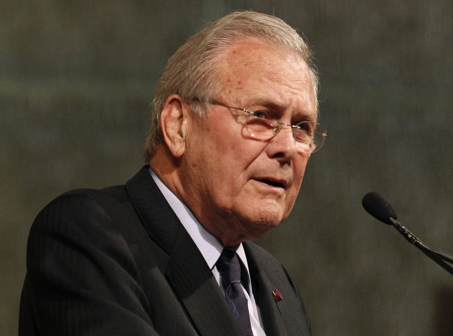 Rumsfeld on Bush 41 voting for Clinton: ‘He’s up in years’